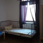 Stadtdomizil דירה *